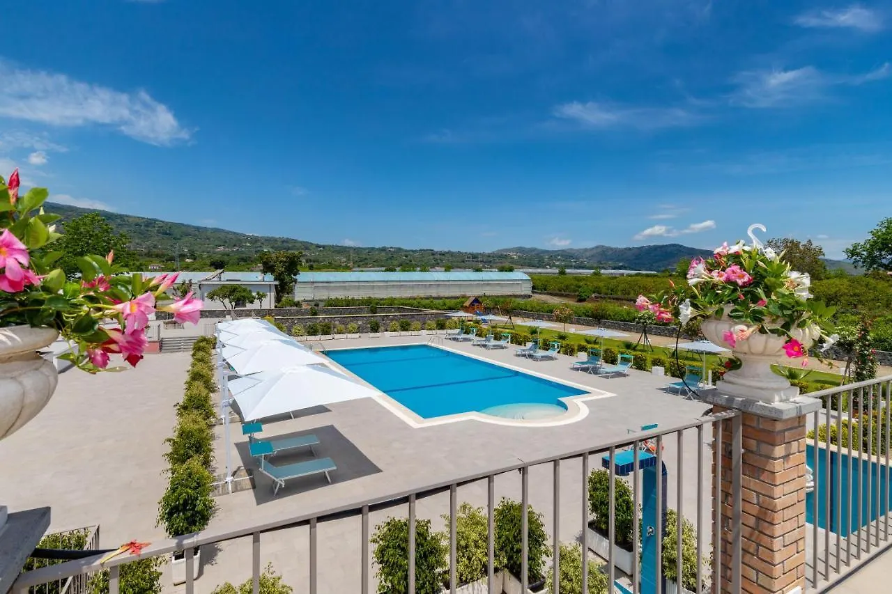 Farm stay Dipladenia Garden Country Resort Mascali Italy