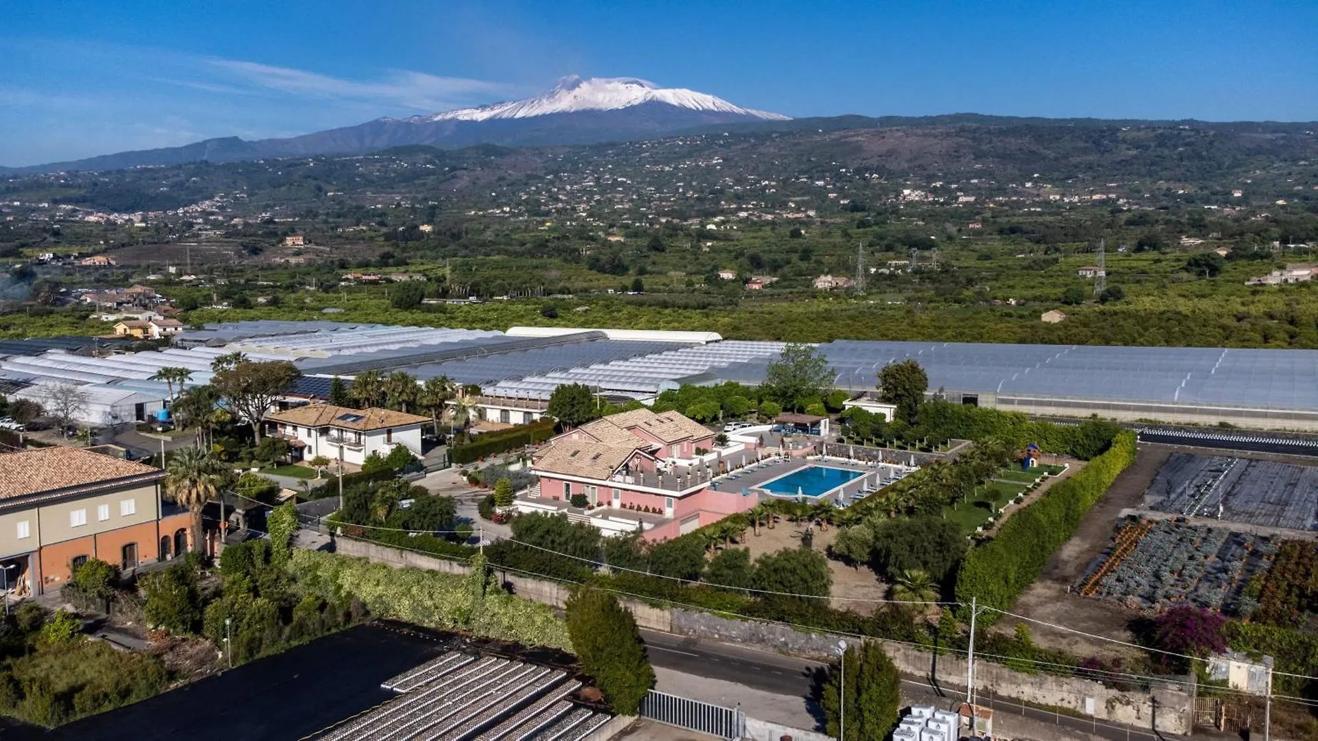 Farm stay Dipladenia Garden Country Resort Mascali